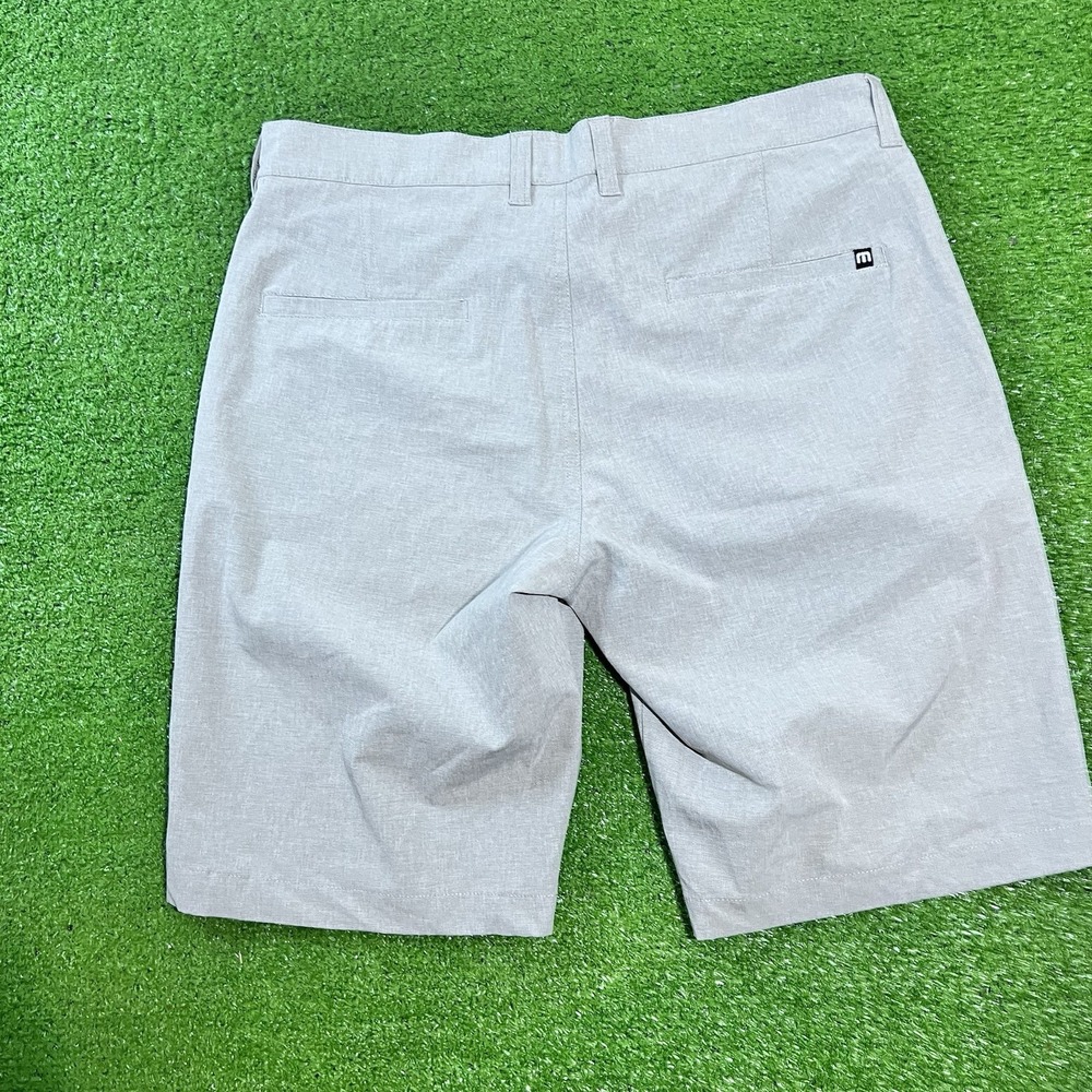 Travis Mathew Bermuda Grey Golf Short Size 38 10" Inseam Preppy Casual Shorts‎
